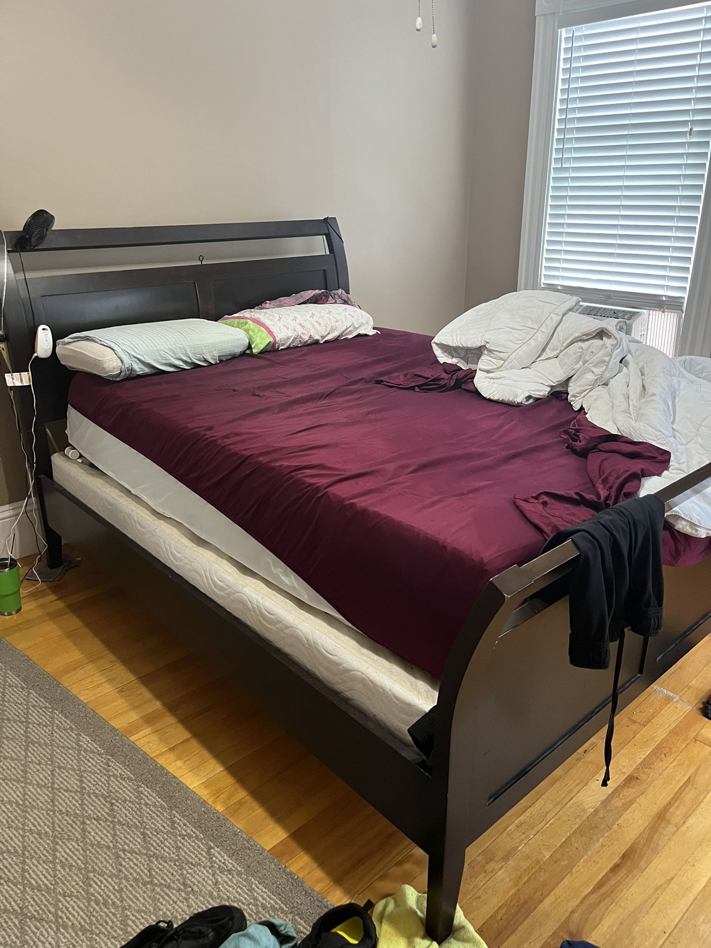 Bed Frame FREE FREE FREE