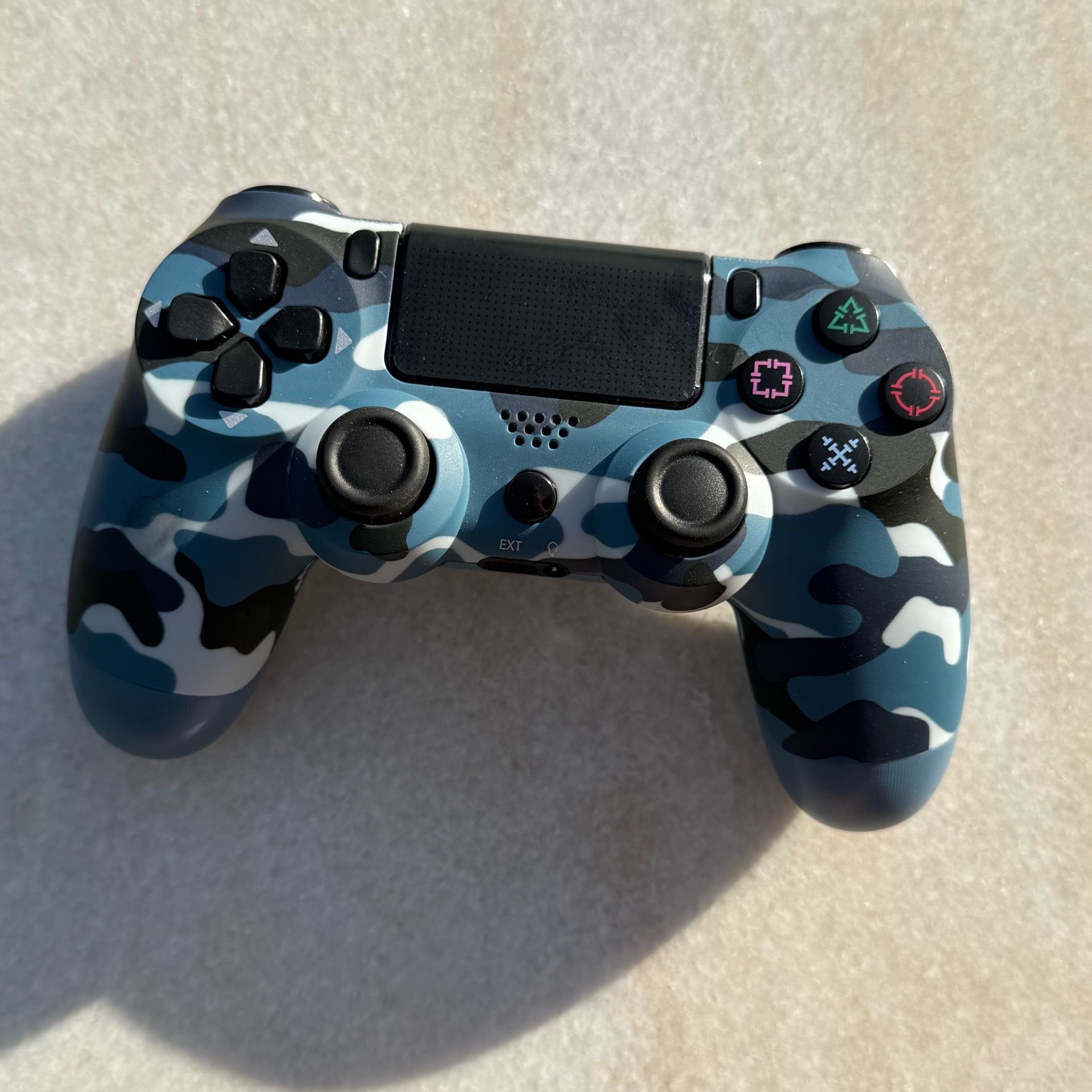 DualShock PS4 controller