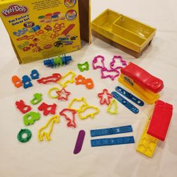 Play-Doh Fun Factory Deluxe Set +Xtra Shape Extruder