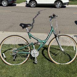 Giant Full Suspension Bike