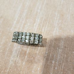 Beautiful Streching Silver & Zirconia Ring $9