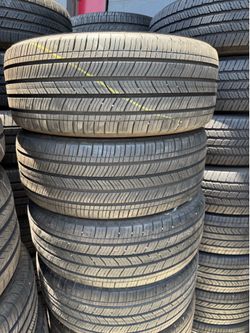215/50r17 Michelin tires en excelentes condiciones de Vida las 4