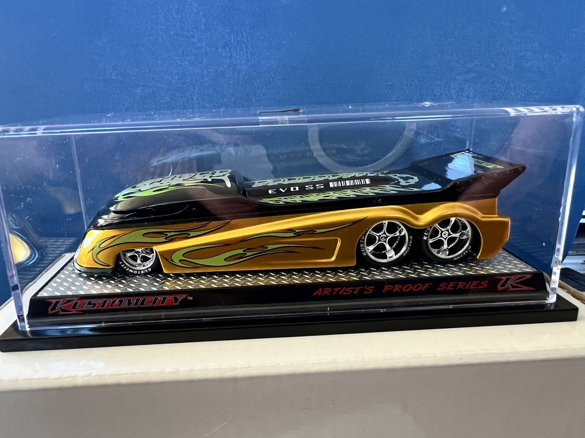 Kustomcity gold “EVO SS” model car - Chojiro D. Crazy Graphics (proof # 935/984)