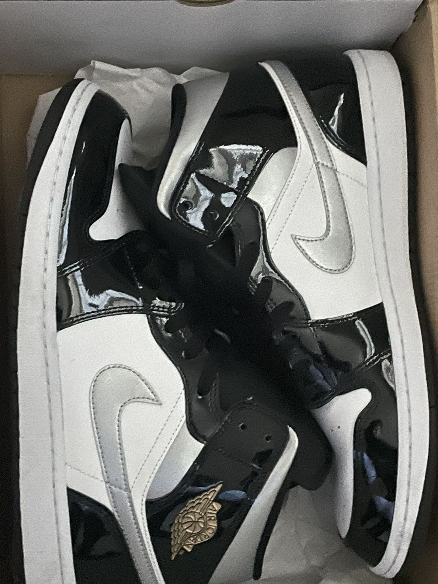 Size 12 Air Jordan mid 1 SE Metallic Black And Silver With White And Gold…