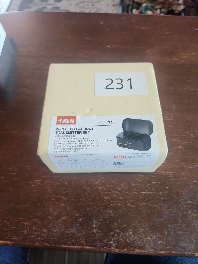 1Mii Wireless Earbuds Transmitter Set