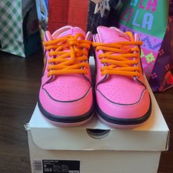 Nike Power Puff Girls sb Size 9