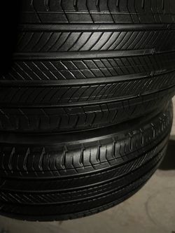 Tengo un par de llantas 195/50R19 88H  PRIMACY ALL SEASON