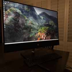 32” HP Pavilion All In One Computer