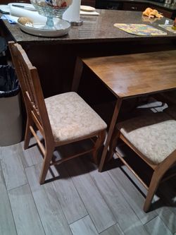 Dinning table