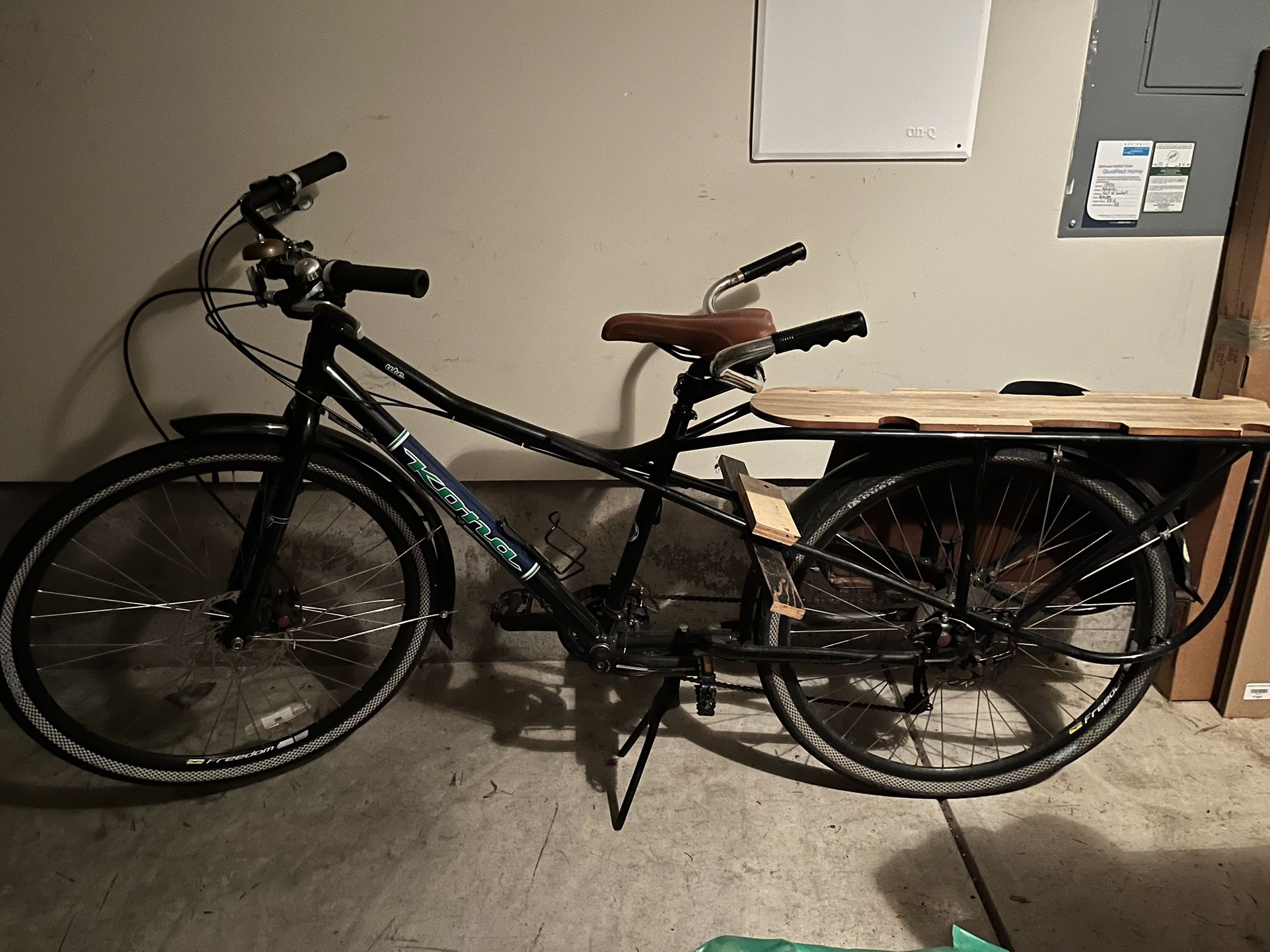 Kona UTE Longtail / Cargo / Family Bicycle