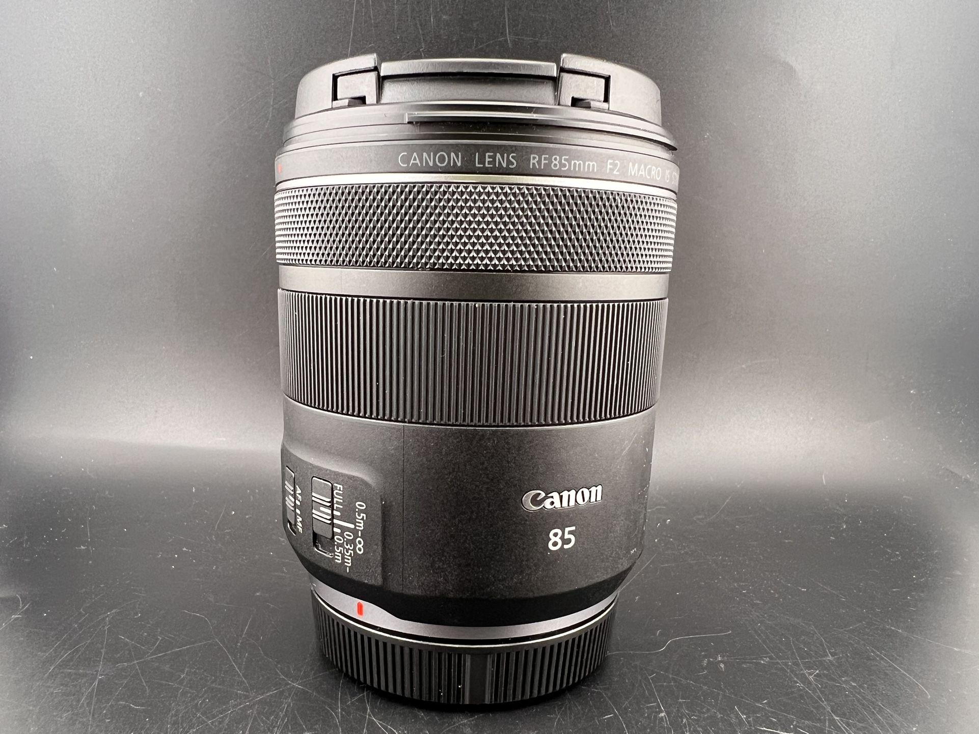 Canon RF85mm F2 Macro IS STM Lens