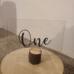 Table Name/numbers & Wood Holders, Vases