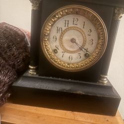 Old American Mantle Clock