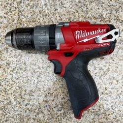 Milwaukee M12 Hammer Drill 