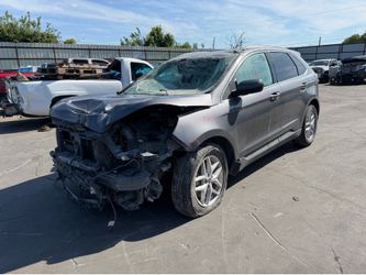 2021 FORD EDGE IN FOR PARTS