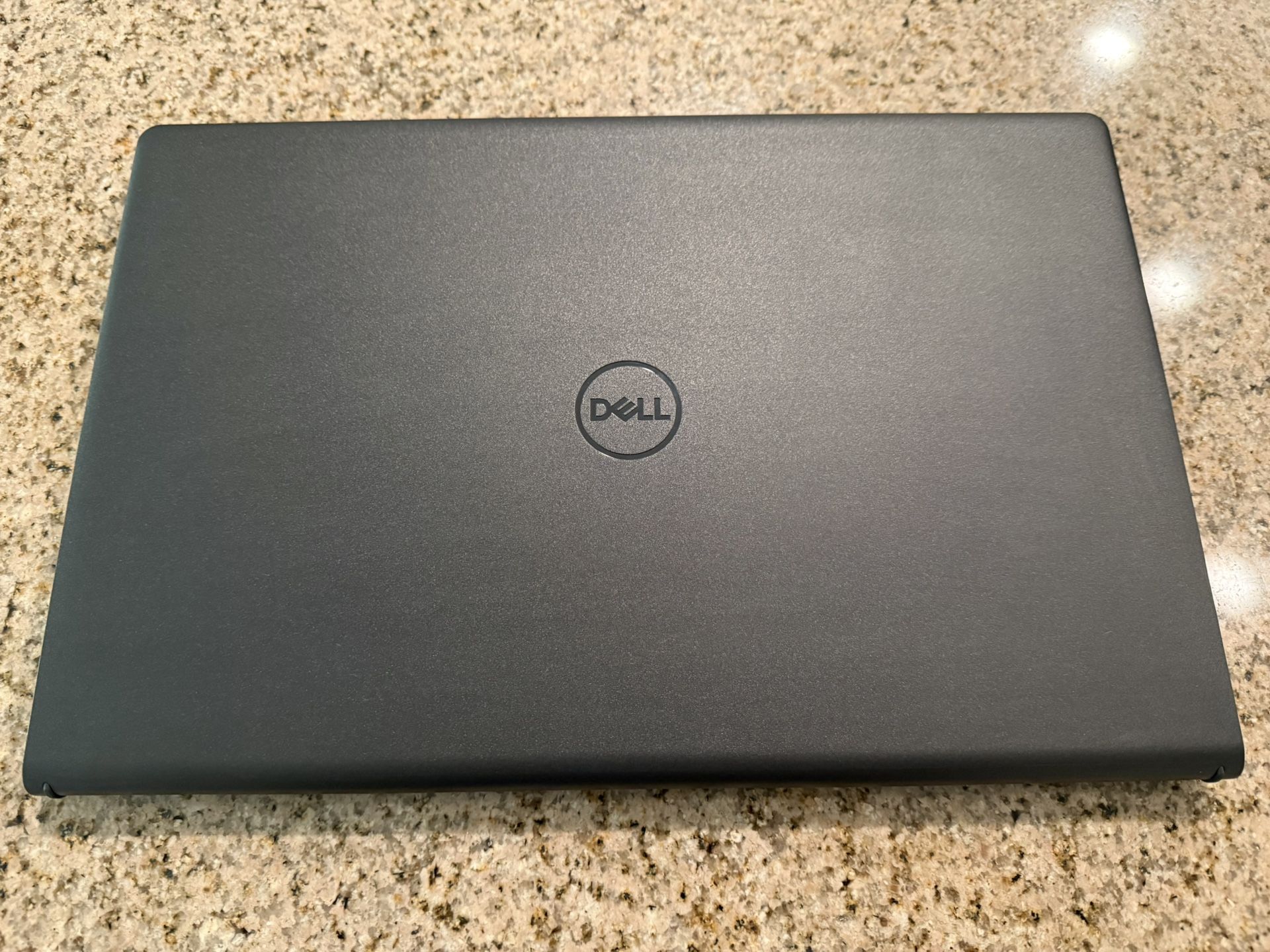 Dell Inspiron 15 3520