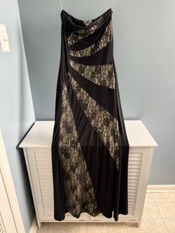 Stiletto’s Black Beige Striped Bodycon Dress