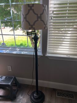 Floor lamp