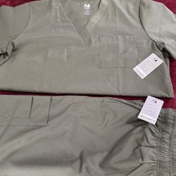 Women’s Scrub Set