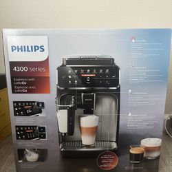 Phillips 4300 Espresso With LatteGo 