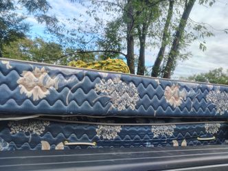 Full size bed