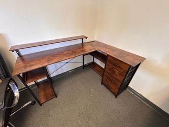 Modern L-Shaped Office Desk with Drawers + Office Chair