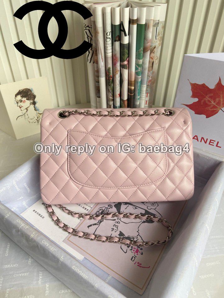 Chanel Boy Flap Bag Cube Embossed Lambskin Medium Size for Sale in Fort  Lauderdale, FL - OfferUp
