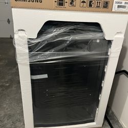 Samsung GAS Dryer (Brand new)