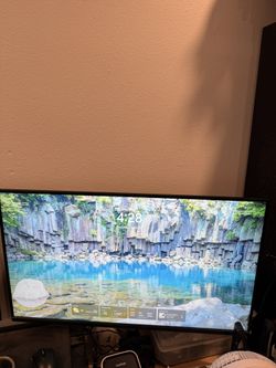 Samsung M7 Smart Monitor