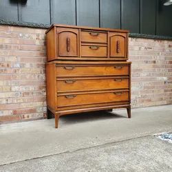 Mid Century Modern United Furniture Walnut 5 Drawer Highboy Dresser Vintage