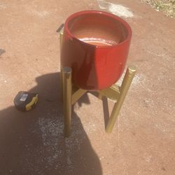 Adjustable Plant Stand, And Pot