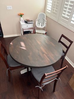Round Wood Dining Table with 4 Chairs