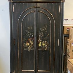 Pulaski Armoire 