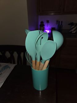 Kitchen utensils