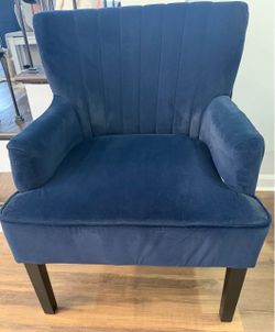 Accent chairs