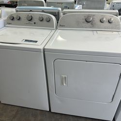 Whirlpool Washer And Electric Dryer Set 