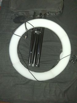 Jumbo Ring Light