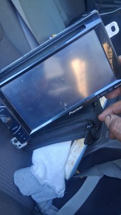 Pioneer Double Din DVD AVH-X2500BT