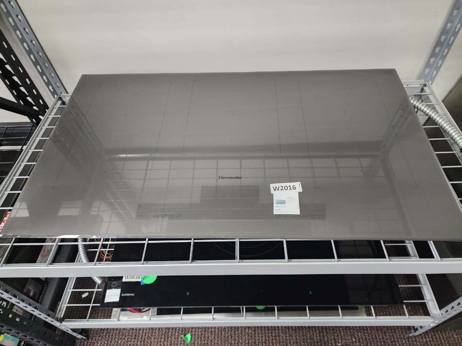 THERMADOR INDUCTION COOKTOP 36” INCHES NEW OPEN BOX