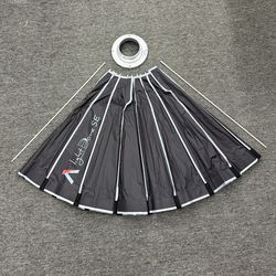 Aputure Light Dome SE Softbox - 16-Sided modifier with a 33.5" Diameter