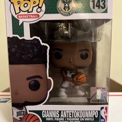 Giannas Funko Pop NBA 