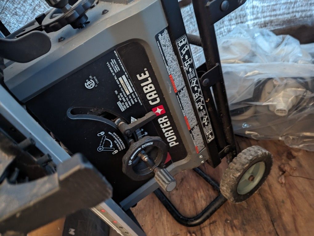 PORTER CABLE 10" TABLE SAW