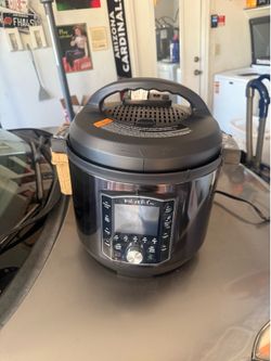 Instant Pot 10qt Pro Pressure Cooker