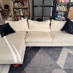 White L-Shaped Sectional Sofa With Chaise