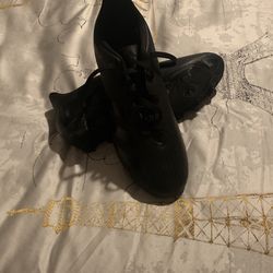 New Adidas Size 6 $40