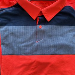 Under Armour Men's 2XL Loose short sleeve, multi color, $20 cash, great condition. Meet in person only to hand deliver. 