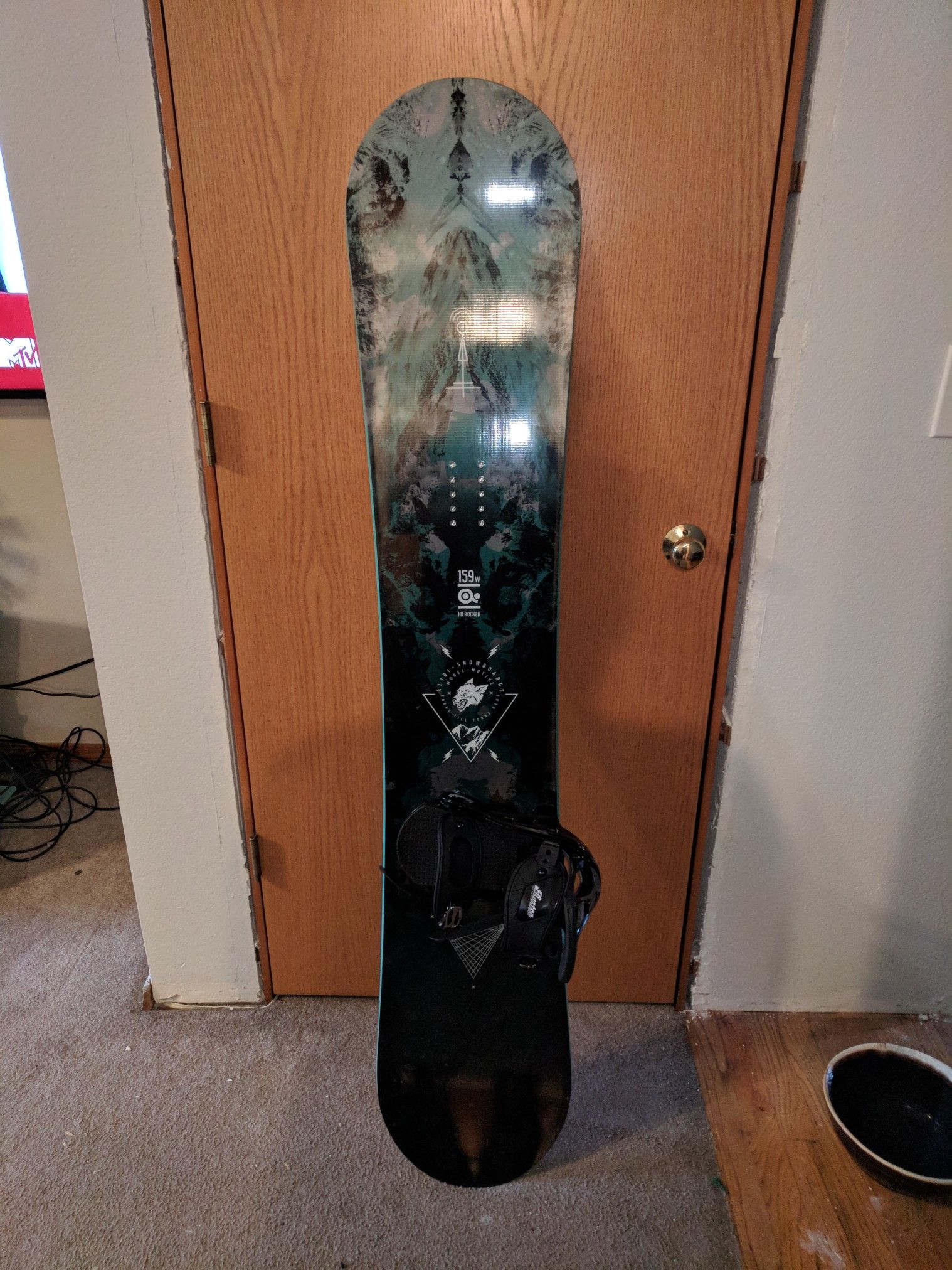 Brand new snowboard, bindings and boots