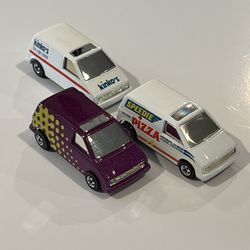 1990’s Hot Wheels Mainline & Kinko’s Exclusive Ford Aerostar Vans Mint Loose