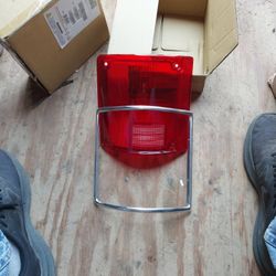 Tail Lights For Chevy Truck 1981 To 87 Mybe Earyler