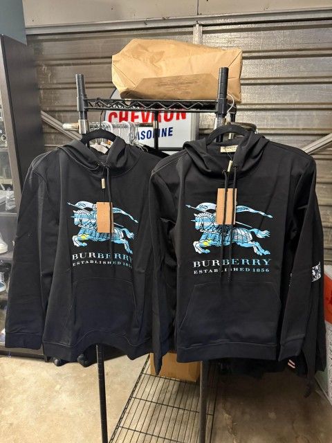 Burberry Hoodies 180